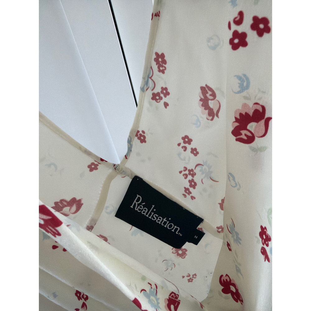 Réalisation Par Realisation Par Floral Print Maxi Dress in White - Picture 2 of 3